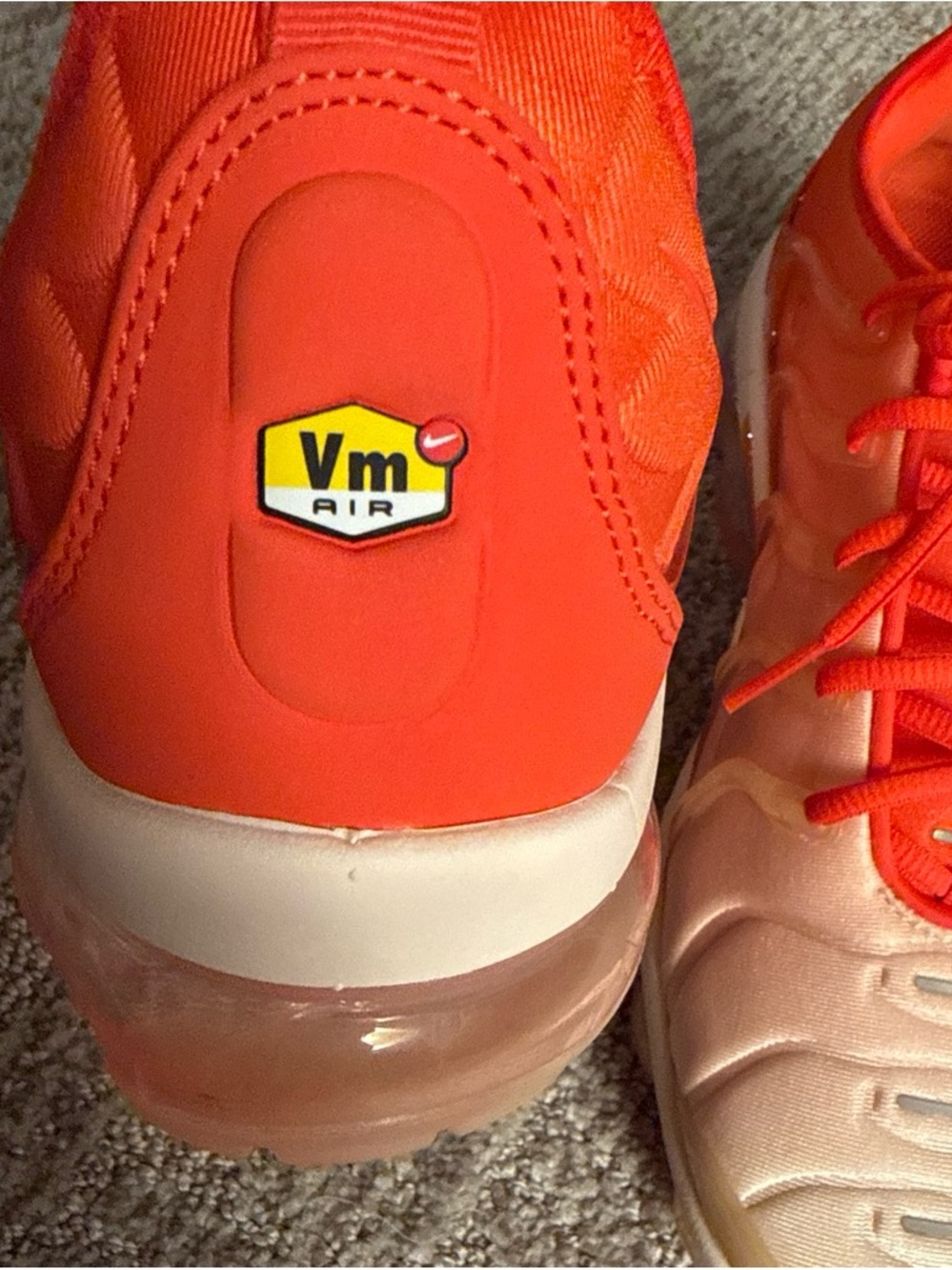 Nike Air VaporMax Plus sneakers - Picture 7 of 7